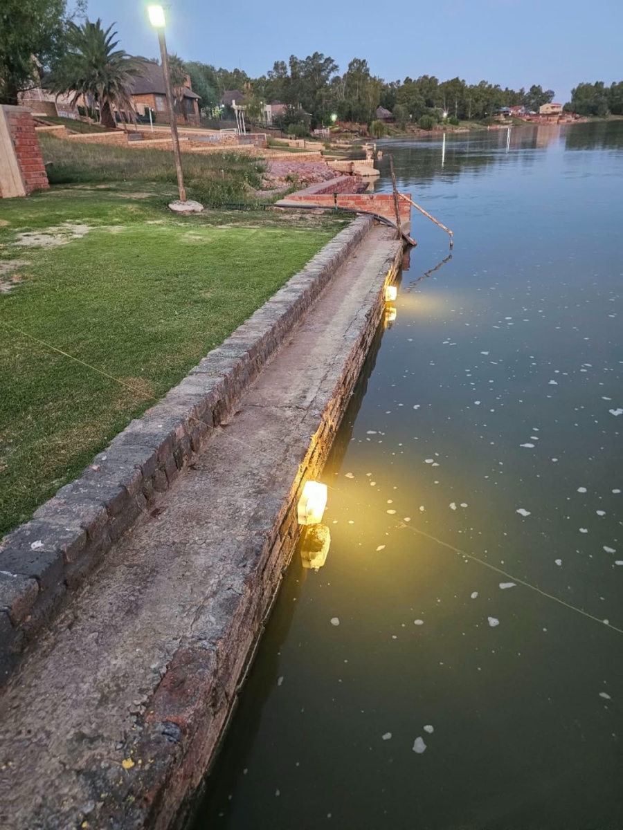 5 Bedroom Property for Sale in Bloemhof North West